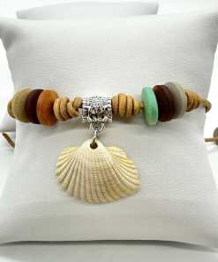 Believing Shell Bracelet